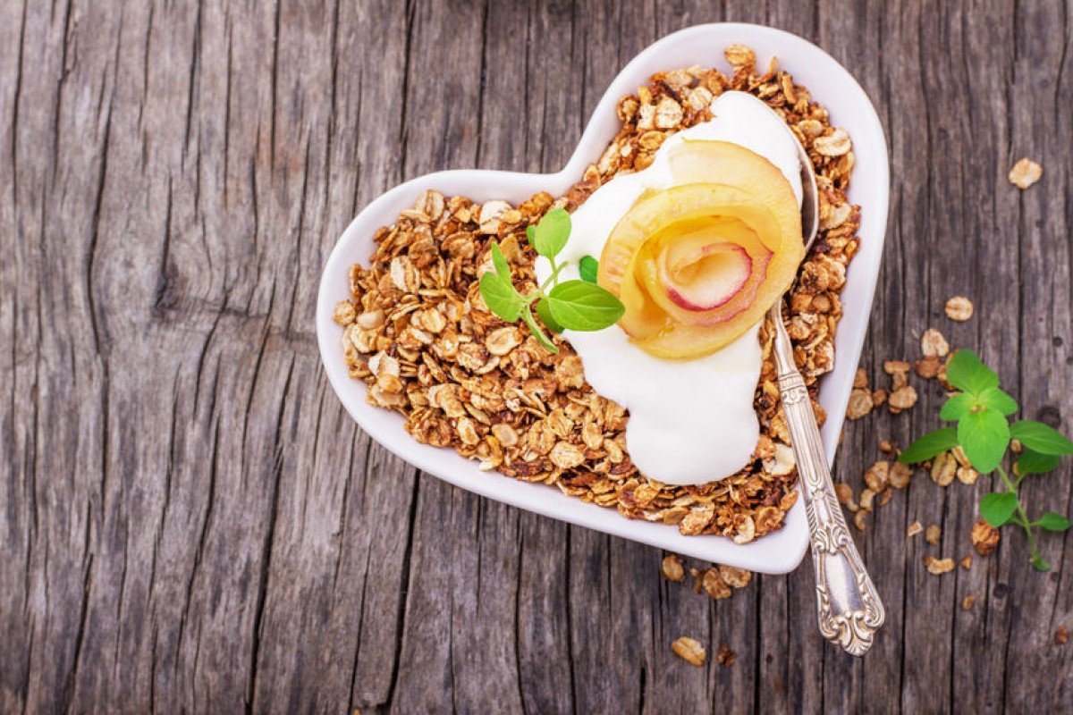 Ingin Kulit Lebih Sehat? Cek Kandungan Makanan Sebelum Dikonsumsi